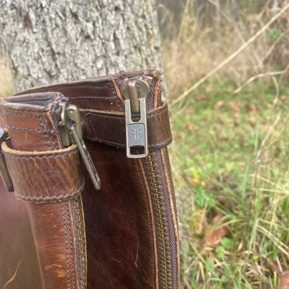 GUC Frye Veronica Back-Zip Tall Moto Boot Maple Brown Leather size 10 - Picture 10 of 12